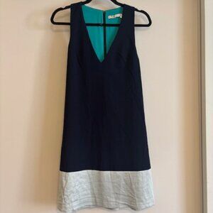 Alice + Olivia Daralee Trapeze Sleeveless Dress size M